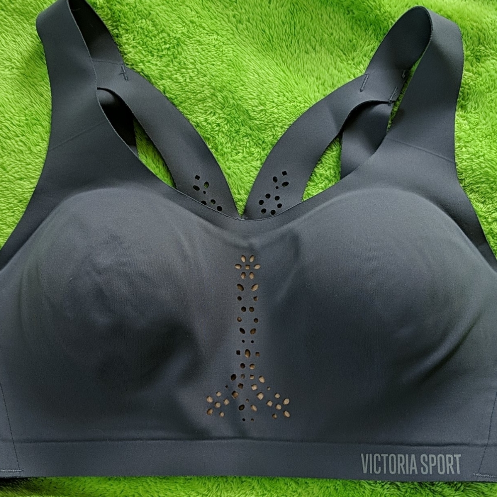 Victoria Secret sports bra